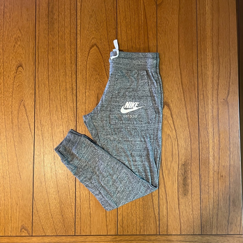 Nike joggers